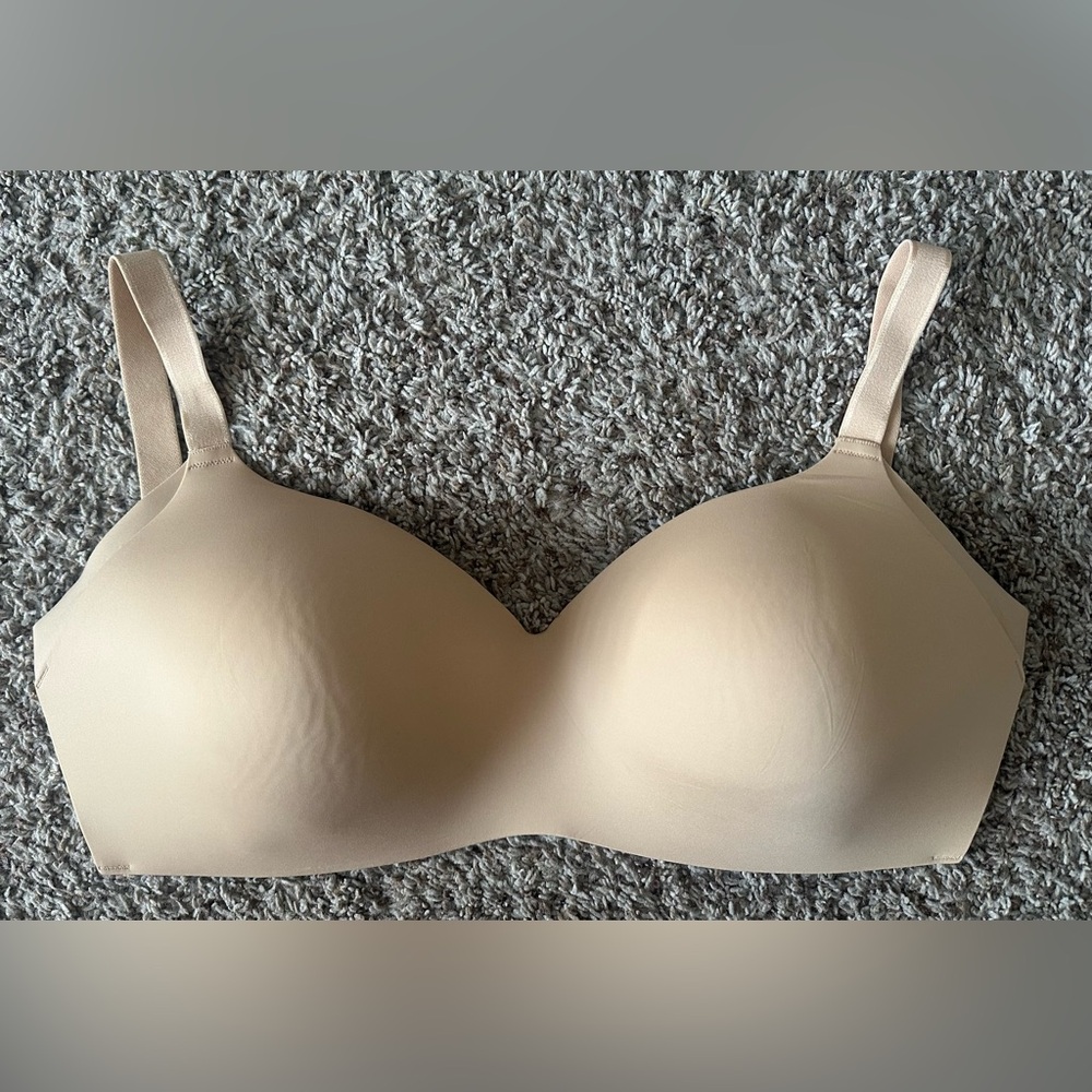 Knix Beige Contour Wingwoman Seamless Bra, New without tags, size 34H
